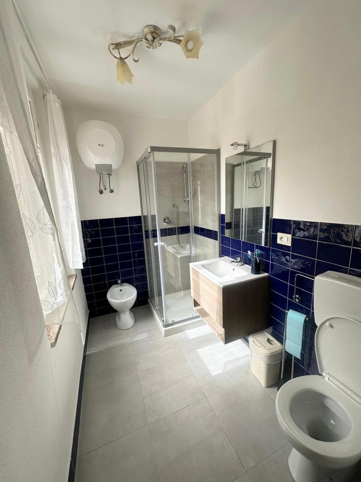 Hotel Moncici House à Porto Torres Extérieur photo